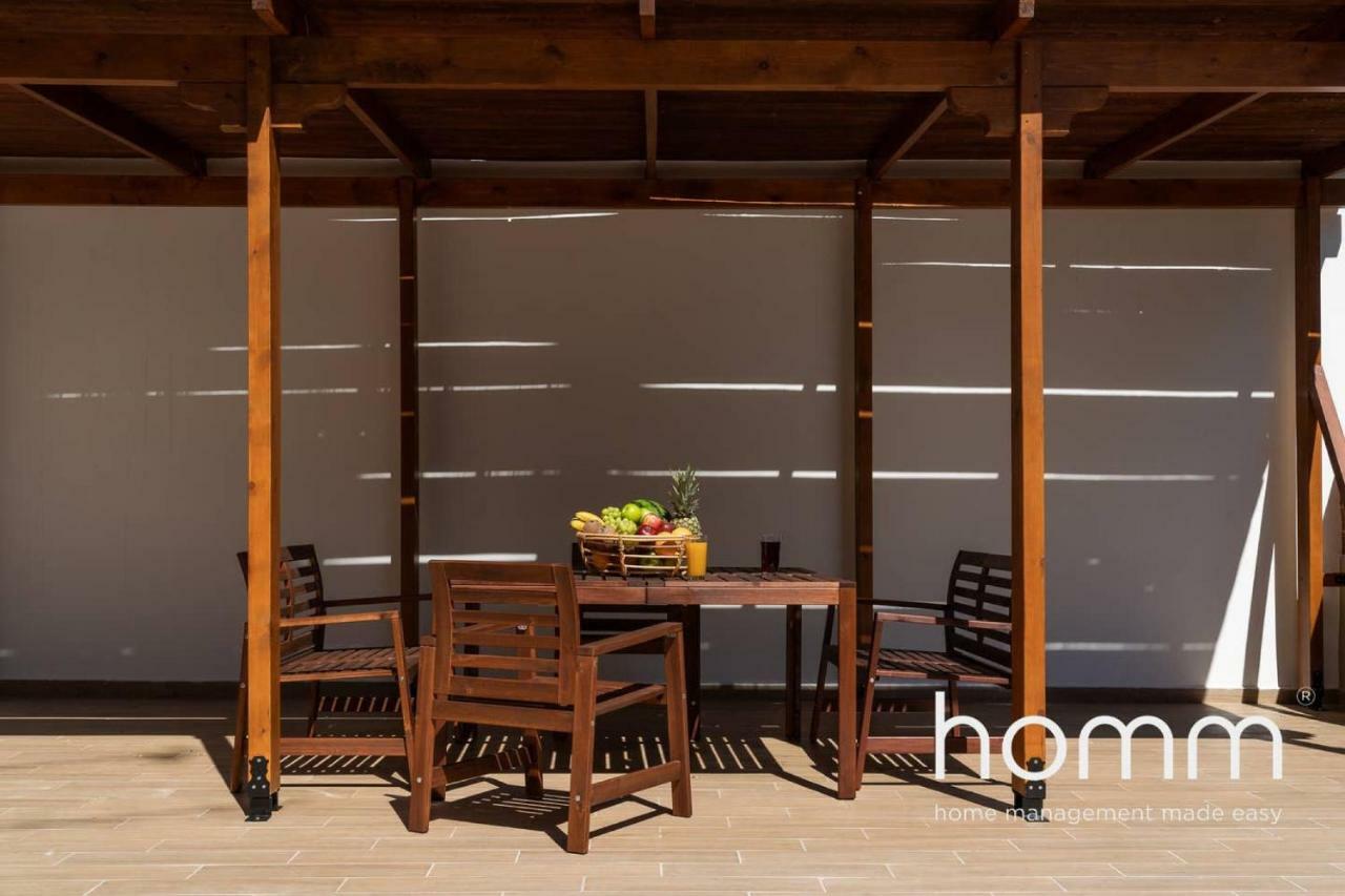 Nemeseos Ground Floor Homm Apartment With Roof Garden And Wading Pool Atina Dış mekan fotoğraf